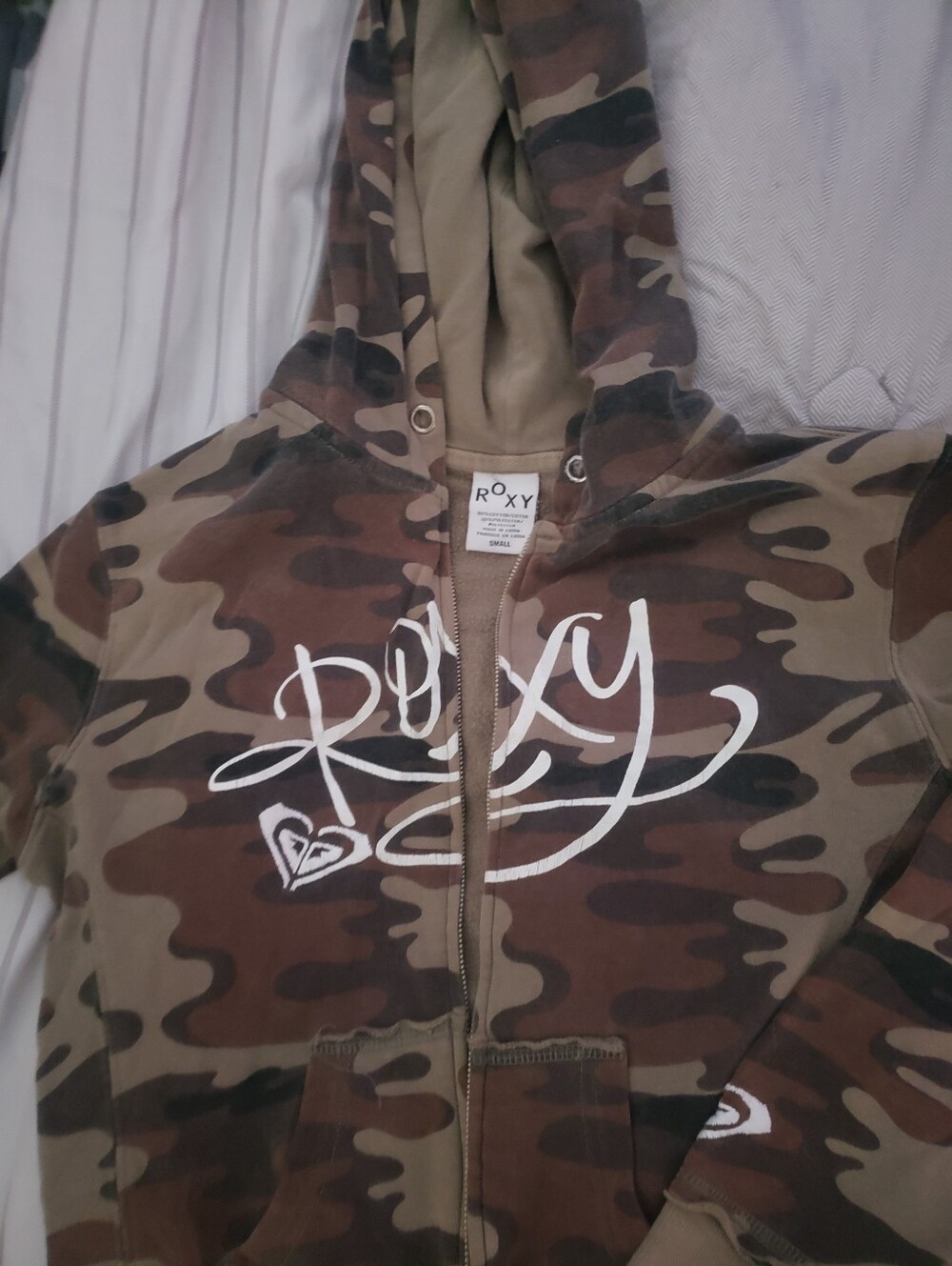 Vintage Roxy Brown and Green Camo Zip Hoodie with White Script